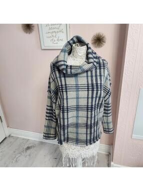 LKNW dylan blue cream turtleneck seater XL blue plaid